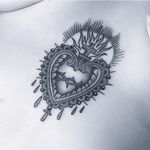 (Instagram: @flonuttall) #ornate #decorative  #blackandgrey #sacredheart #flonuttall