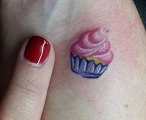 Here's a bite-sized cupcake for you all!