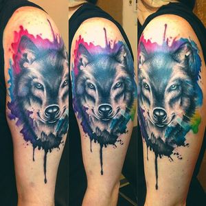 Watercolor Wolf Tattoo by @solostarska #watercolorwolf #wolf #watercolor #solostarka