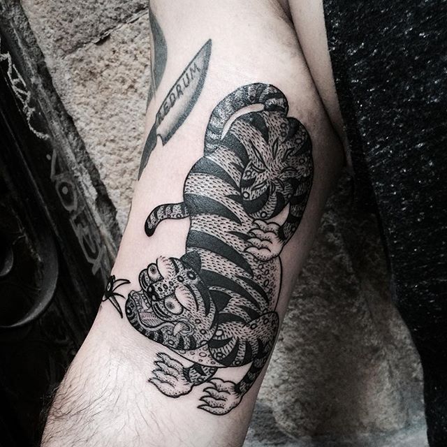 i like horimono  more fun tat Korean tiger by kikupunk  Tiger tattoo  design Tiger tattoo Japanese tiger tattoo