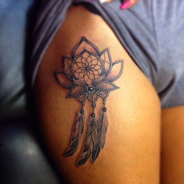 Tattoo Mitta - Fully healed lower leg sleeve (lotus on the