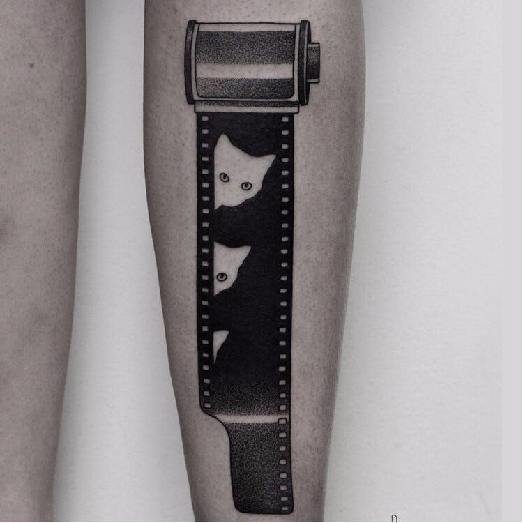 Tattoo of Faces, Movies, Arm