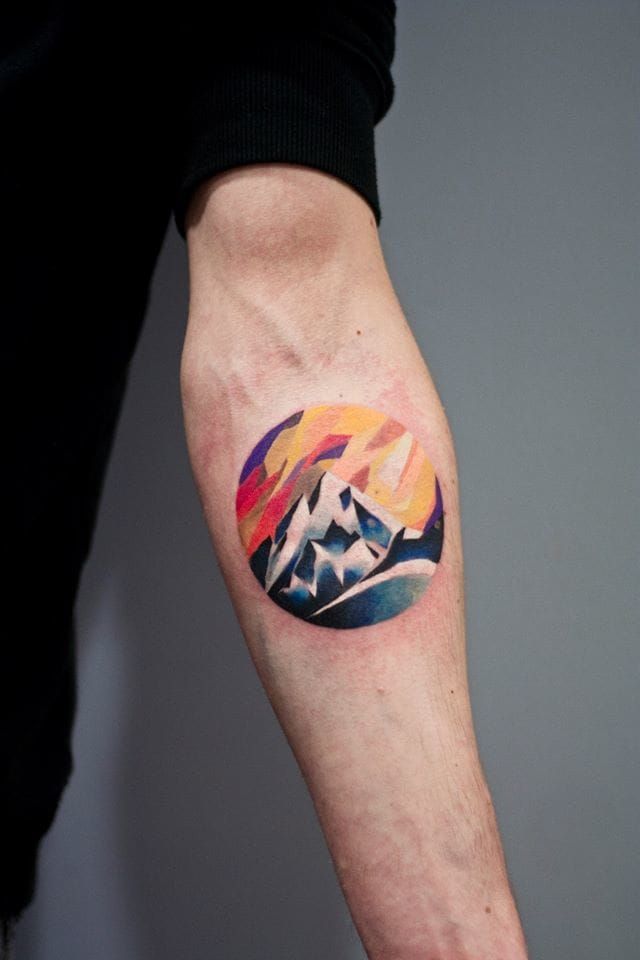 25 Breathtaking Mountain Tattoo Designs for Nature Lovers  Tikli