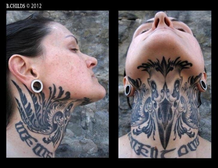 20 Under The Chin Tattoos You Didnt Know You Needed To Boost Your  Confidence  Cultura Colectiva  Tattoos Face tattoos for women Face  tattoos