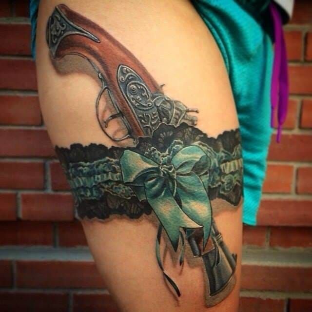 Realistic garter with an old gun. Please credit the artist in comments!