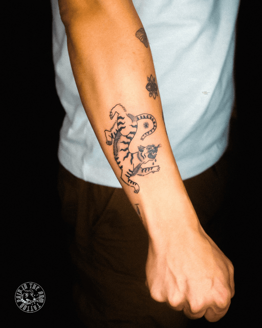 Flash tattoo