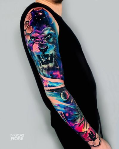 Color space realism sleeve 