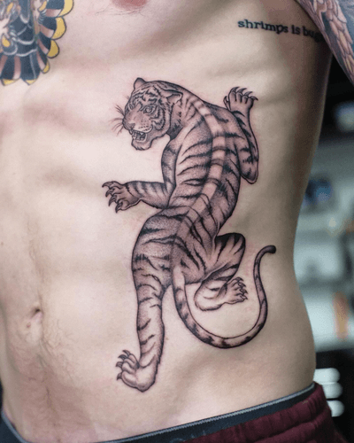 Crawling Tiger