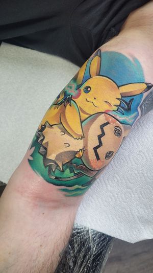 Pikachu & Mimikyu - Pokemon