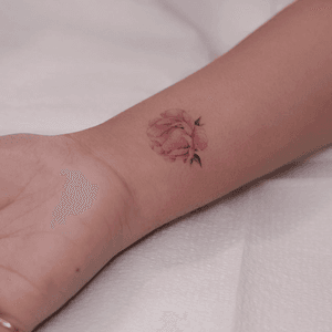 Floral tattoo style