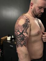 Black and Gray Travel Theme Sleeve