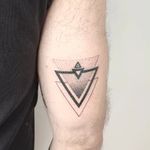 . . . . . . . #geometrictattoo #pontilhismo #dotworktattoo #blackworker #blackwork #tattooinspiration #ornamentaltattoo #geometricpattern #geomtrychaos #geometrictattoohunter #geometricink #geometrip #sacredgeometrytattoo #mandalatattoo #omfgeometry #geometric_artists #geometrip_small #geometrip #geometricatattooapp @naiana_ink @geometrip_small @omfgeometry @geometrip @geometrychaos @geometrictattoohunter @sacredgeometrytattoo @geometric_artists @geometricatattooapp