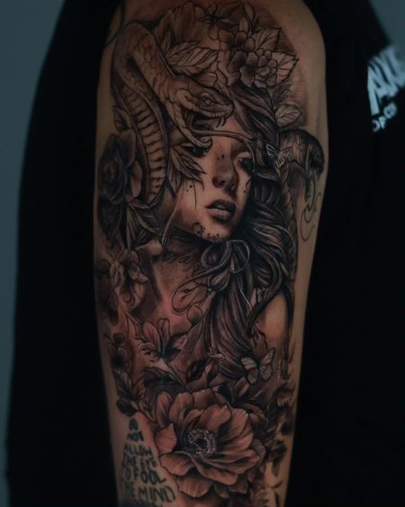 Flash tattoo