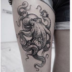 #octopus #pointillism #scrimshaw #ocean #octopustattoo