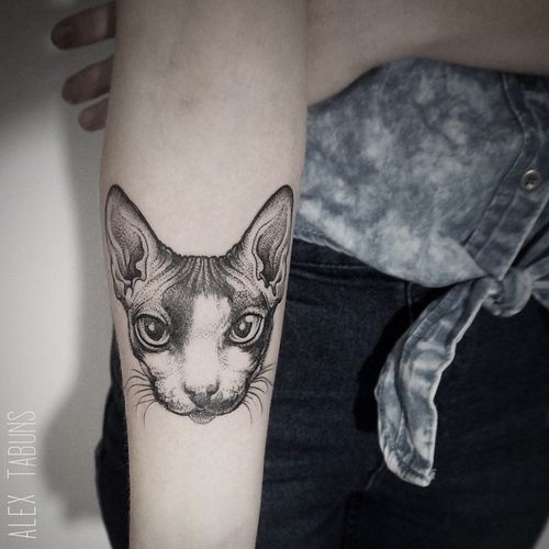 #AlexTabuns #stippled #blackandgrey #cat #portrait