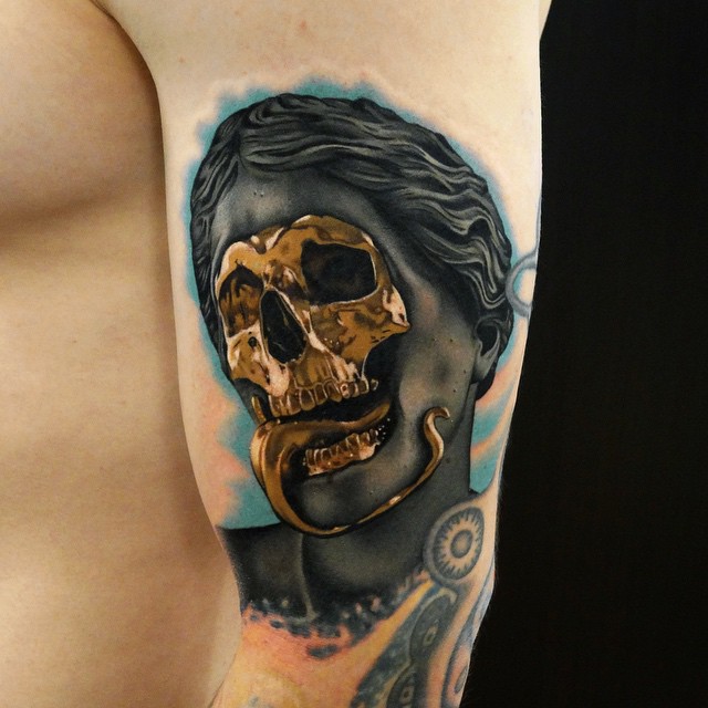 Melting gold skull tattoo by Vid Blanco  Photo 23941