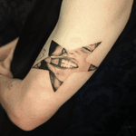 Cheesin 🧀🧀 this has to be my new favourite tattoo 😁😁 @serenityink #tattoo #tattoomk #tattooapprentice #tattooartist #realismtattoo #surrealism #blackandgreytattoo #surrealismtattoo