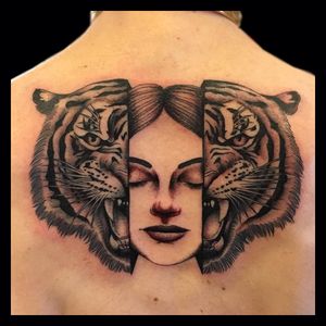 Tattoo by Mathew Moreno. Mat works at our Brooklyn location, and is available for walk-ins on Friday and Saturday. For appointments, email info@threekingstattoo.com #btattooing #tigertattoo #girltattoo #tigergirl #threekingstattoo #threekingsbrooklyn
#572manhattanave