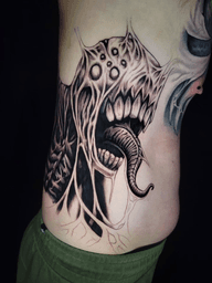 Got a great first pass on this gnarly creature piece for @childishh_gabino ! Can't wait to get back into this back/rib piece! Thanks again bro! Now booking for February and March 2026! Email vegvisirbodyart@gmail.com to secure your spot! I've also got some time available to tattoo in Puerto Rico this December if you want to skip the line! Much love everyone! ?❤️? Sponsors: @phucstyxtattoosupply @blackworkgloves @blackwork_supply @peakneedles @axysrotary @saniderm #tattoos #ribtattoo #creatures #spookyseason #spookytattoo #Halloween #horror #horrorart #octoberart #fantasyart #darkbio #biomech #darkart #darkartist #tattoodesign #inked @truetattoosupply @truetubes @allegoryink @industryinksusa @sullenclothing @sullenfamily @surreal_tattoo_dark @darkart_collective @inkcapitalconsulting @tattoobrewcoffeeco @aureliancraftworks @bigtattygothgirlfriend @verucadulceofficial @vegvisirbodyart