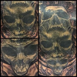 #skull #backpiece #inprogress #blackandgrey #dark #bones #benjaminmoss