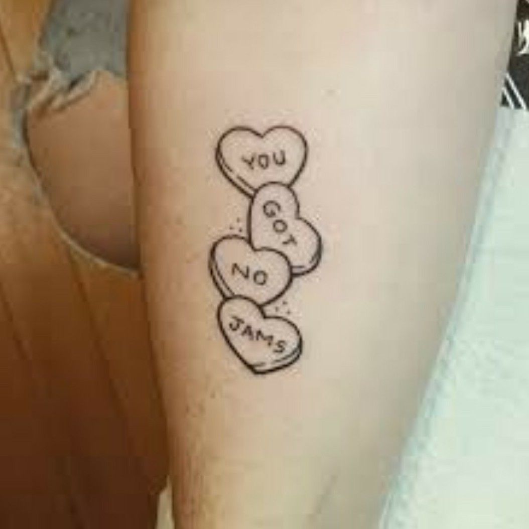 Rochelle Wiseman Tweets a picture of her new tattoo with the letters RM  for fiance Marvin Humes  Mirror Online