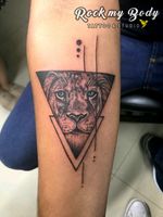 #liontattoo #leontattoo #tattooed #tattooartist #inkedup #ink #inked #realismtattoo 
