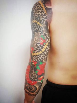 Thanks to VIP customers. #art #artwork #artist_community #tattoo #tattoos #tatuaje #tattooart #tattooartist #ink #inked #potn #potd #bangkok #udomsuk #asiantattoo #asianart #irezumi #irezumi_collective #japanesetattoo #japaneseart #dragon #dragons #ryu #sketch #drawing #一匹龍 ＃フリーハンド ＃日本傳統