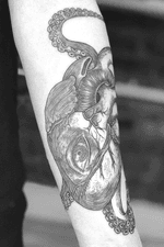 #psychadelic #etching #blackwork #linework #anatomicalheart #octopus #eye 