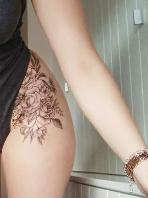 hip flower tattoo. 