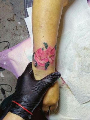 #watercolortattoo  #colortattoo #watercolor #flower #watercolortattoo #flowers #odessatattooshow #odessatattoo #tattoo #illustration #smalltattoo #small #tattooideas #tattoodesign 