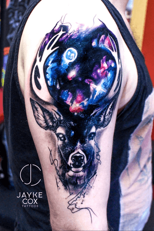Managed to get Tom in for a power session on the top of his arm, deer a week healing 😄🤟🏻🤟🏻 looking sick! Sponsored by @tattoobuzzbalm 🐝 done with @ezcartridgecouk @nocturnaltattooink @stencilanchored • #jaykecoxtattoos #diamonddozentattoo #blackandgreytattoo #deertattoo #coveruptattoo . . . . . #tattoos #ink #watercolortattoo #darwen #inkmagazine #tattooart #radtattoos #artist #tattoolife #newink #blackburn #lancashire #tattooedannaked #tattooing #blacktattoomag #inked #skinartmag #blackwork #blackandwhite #silverbackink #blackworktattoo #skinartmag #thebesttattooartists #blackandgreytattoo #blackworktattoo • @barber_dts @bnginksociety @tattoolanduk @uktta @tattooculturemagazine @inkcoholics @inksav @inkjunkeyz @silverbackink @skinart_mag @supuerb_tattoos @bnginksociety @inteeze @globaltattoomag @tattoolifemagazine @tattoo_art_worldwide @clean.ink @lifeinked @tattoos_black_and_gray @tattoomad @support_good_tattooing_uk @inked_artists_ @undertheskintattoomagazine @tattooculturemagazine @superb_tattoos