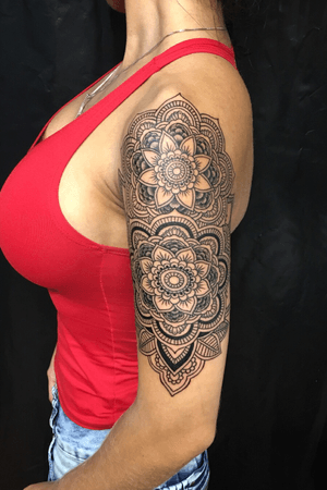 Done at The Plug, follow us on IG at @plugtattoo or visit our website at www.theplugtattoo.com. We also do Piercings, Tooth Gems, and Gold Teeth! #mandala 