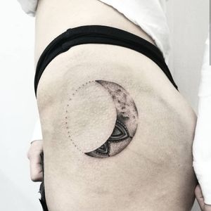 Mandala inspired moon for Tebea