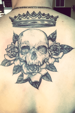 The crown represensts in life you have to work hard, the skull represents life is limited, and the roses remind me that I still need to live a life thats worth living. 