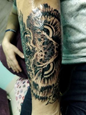 Realistic Owl tattooDark black and grey