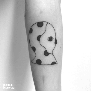 Felt honored to be part of @amordemadrestudio and @urban_spree and be able to tattoo the flashes from @hello_collective @jer_hellocollective. This is one of my favourites. .⠀Thanks so much for let me be part of this great family! ⠀#finelinetattoo .⠀⠀.⠀.⠀#tattoo #tattoos #tat #ink #inked #tattooed #tattoist #art #design #instaart #geometrictattoos #flowertattoo #tatted #instatattoo #bodyart #tatts #tats #amazingink #tattedup #inkedup⠀#berlin #berlintattoo #walkin #friedrichshain #berlintattoos #fineline #dotwork  #tattooberlin #hellocollective