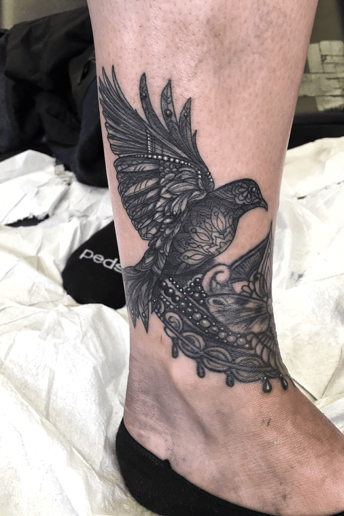 69 Awesome Bird Tattoos On Foot