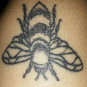 I am the bees knees #bee #contour #bug #bugs #insect #insecttattoo 