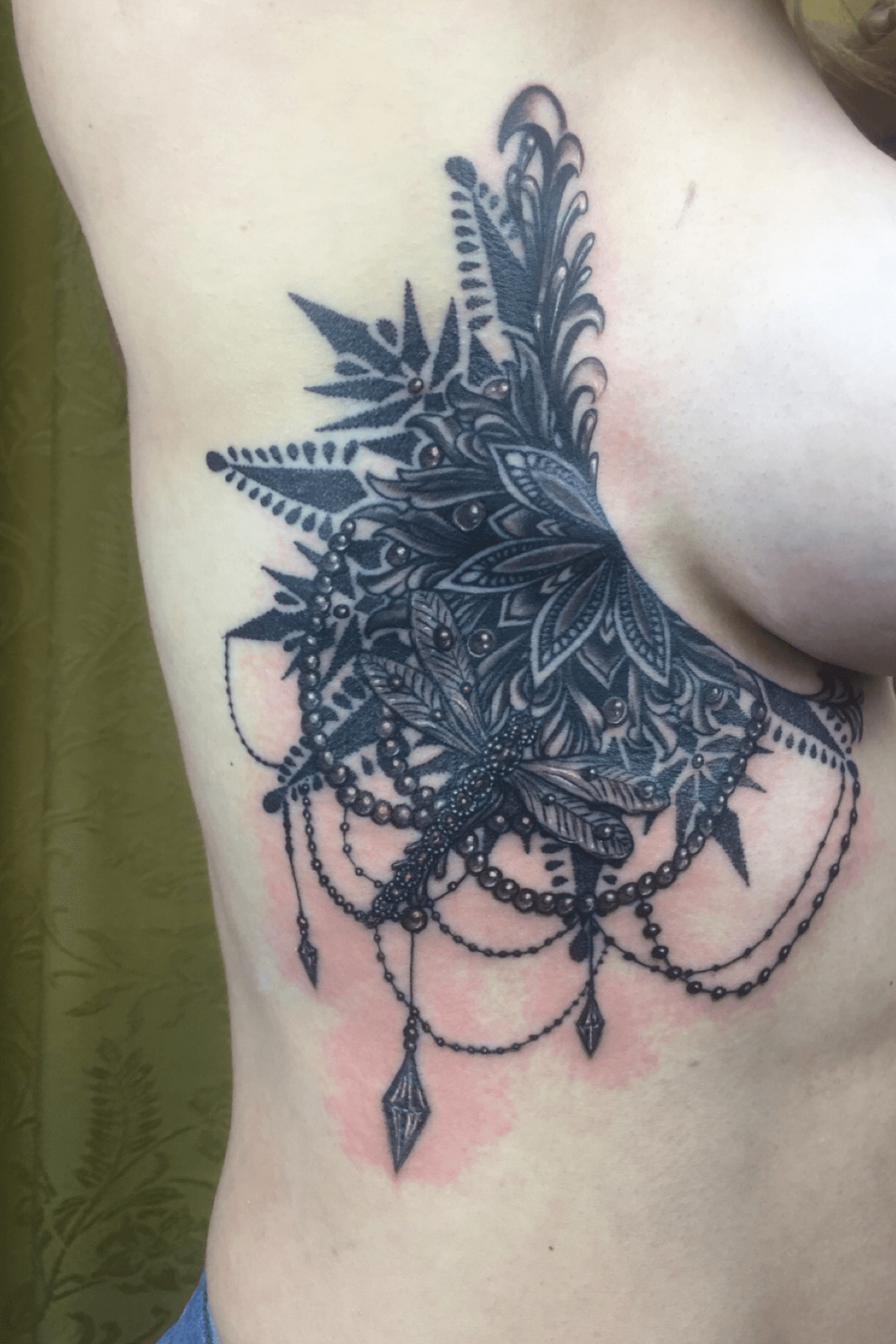 27 Feminine Side Boob Flower Tattoos  Tattoo Glee