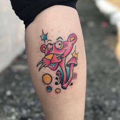 Trippin Pink Panther by Josh Muzzy aka vtq_joshmuzzy_tattoos #JoshMuzzy #pinkpanthertattoo #newschool #pinkpanther #panther #cat #psychedelic #surreal #newtraditional #cartoon #tvshowtattoo #mushrooms