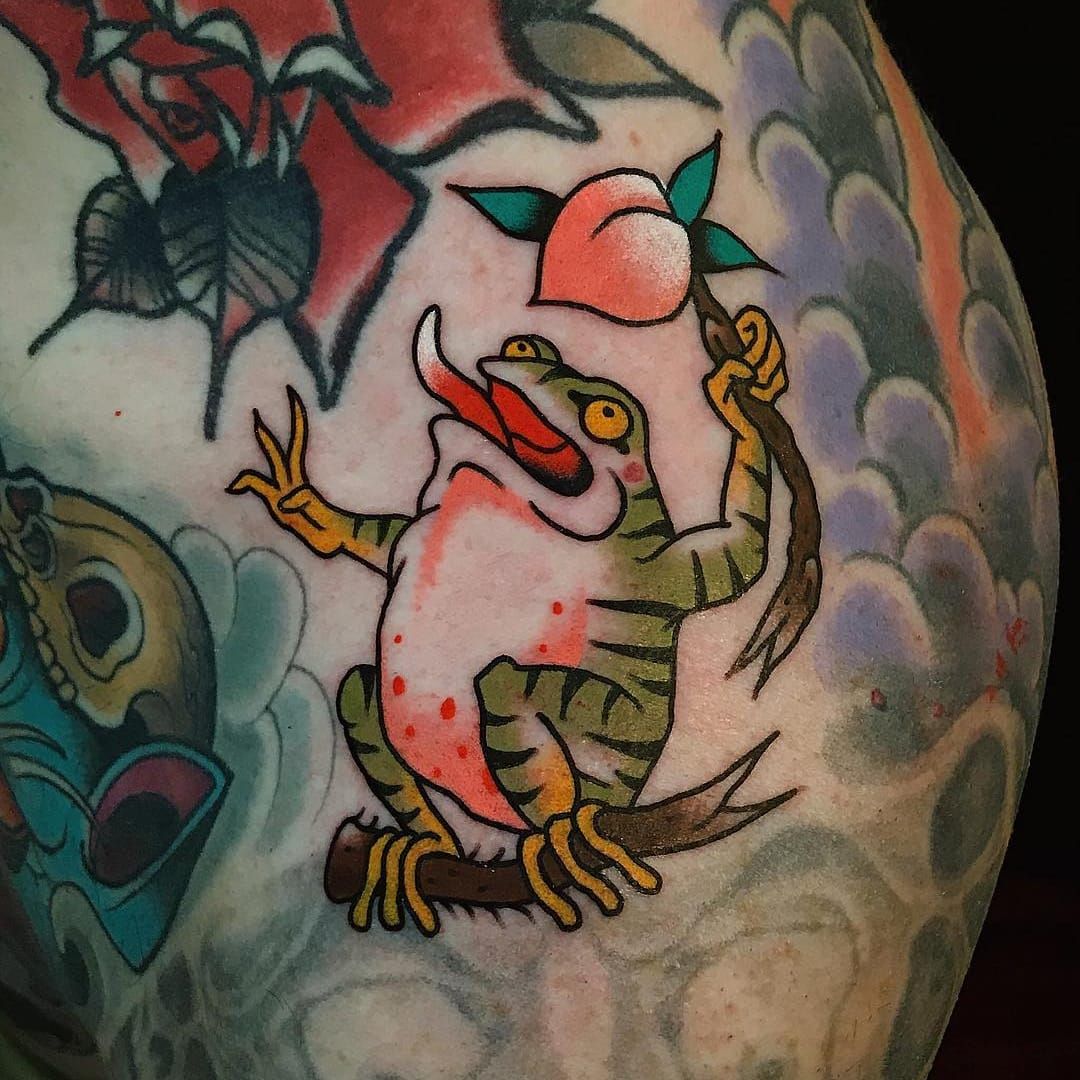 Traditional toad tattoo  Tattoogridnet