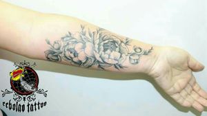 Tattoo Flores #Arttattoocebolao 