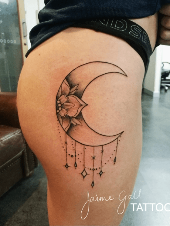 moon booty