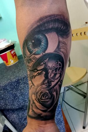 Custom tattoo  eye clock roseFollow me on instagram @allanmanditattoo