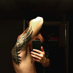 Wing on left arm