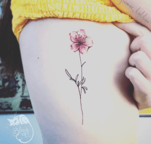 #blackcatink #lafinca #algorfa #costablanca #sorrymom #sorrymomambassador #worldfamousink #neotraditional #thebestspaintattooartists #tattoosnob #tattooartists #inkedmag #inked #bcnttt #radtattoos #neotraditonal #tattoo #tattooartist #Alicante #worldfamousink #flower #cute #simple 