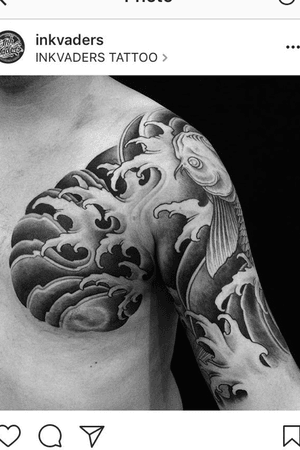 #inkvaders #inked #tattooartist #tattooart #blackandgreytattoo #blackandgrey #wavestattoo #waves #koifish #koi #switzerland #wallis #japanese #japanesetattoo 