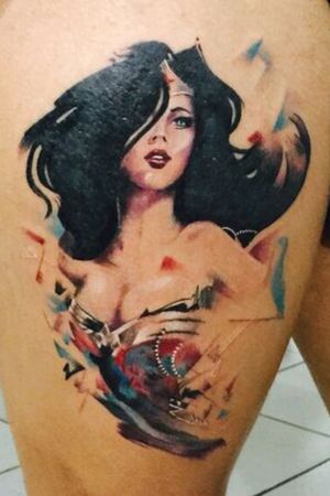 Tatuagem realizada na convenção de tatuagem:Tattoo Attack -Ribeirão Preto#wonderwoman #DCTattoos #dccomics #justiceleague #watercolortattoos #watercolortattoo #watercolor 