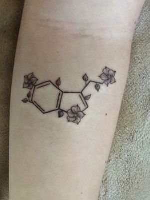 Via Devin Cornish's pinterest Serotonin chemistry flowers