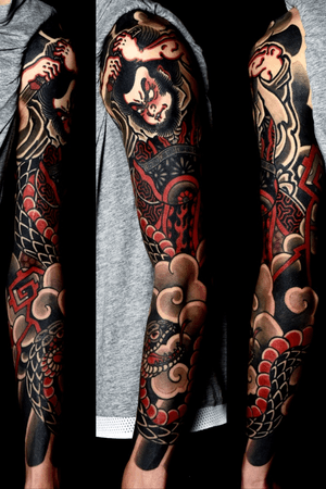 #snake #chusenkoteitokuson #sleeve #japanesetattoo #feathercloud #japanesetattoos #shanetan #tattoo #japaneseart #japanesetattooart #irezumi #wabori